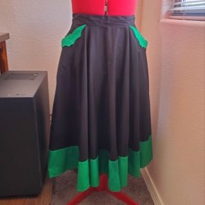 Hell Bunny Black and Green Bat Pocket Swing Skirt Size Small